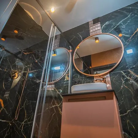 W Cieplicach Premium Апартаменты Еленя-Гура